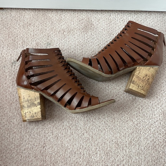 Indigo Rd. Boots! - Picture 5 of 5